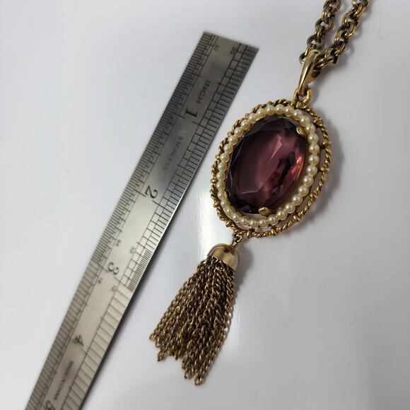 Vintage AVON Tassel Necklace - Picture 10 of 12